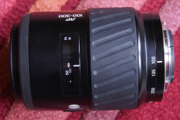 Minolta Objectif Lens Zoom 100 300 AF Compatible Konica Sony - Matériel & Accessoires