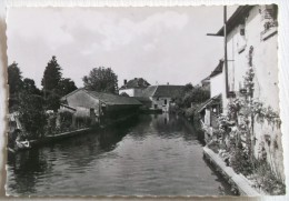 CPA NON VOYAGEE LIGNY LE CHATEL YONNE LE LAVOIR - Ligny Le Chatel