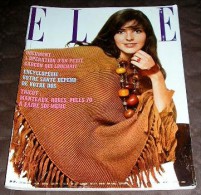 ELLE.  1969.  1249. TRICOTS. MANTEAUX. ROBES PULLS 70.  FERNANDEL - Fashion