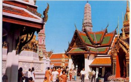 AK  Thaïland Krung Thep BANGKOK EMERALD BUDDHA TEMPLE  INSIDE THE GROUNDS OF WAT PHRA KEO Nr.834. ANSICHTSKARTE - Thaïlande