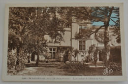 COULONGES SUR L AUTIZE LES JARDINS DE L HOTEL DE VILLE - Coulonges-sur-l'Autize