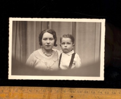 AUXI LE CHATEAU Pas De Calais 62 : Mère Et Enfant Posent Chez Le Photographe E ARTHUIS à Auxi - Auxi Le Chateau