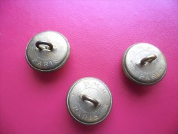 3 BOUTONS D.M.R Paris Métal Armée De L´air Avion Aviation D= 21 Mm - Buttons