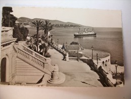 Carte Postale Monaco Monte-Carlo Les Terrasses Et Le Tir Aux Pigeons .Vue Sur Le Cap Martin (oblitéré 1954 + Tampon) - Le Terrazze