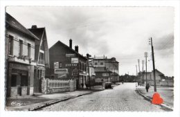 27614-LE-62-ST-LAURENT-BLANGY-Place De L' Eglise-------------voiture - Saint Laurent Blangy