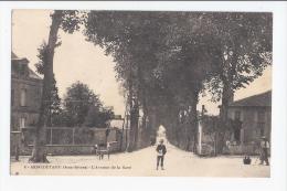 CPA 79- MONTCOUTANT - L'AVENUE DE LA GARE - Moncoutant