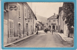 16 / 2 / 277  -  BEAUFORT  ( 39 )  RUE  DE  LA  MAIRIE  -  CPSM - Beaufort