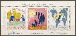 Czeslaw Slania. Sweden 1985. International Youth Year. Souvenir Sheet. Michel Bl.13 MNH. Signed. - Blocks & Sheetlets