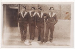 Carte Postale Photo Militaire Français ANTIBES (Alpes Maritimes) Marins-MARINE-Marin-Bâteau - Altri & Non Classificati