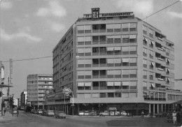 03868 "PORDENONE - LARGO S. GIOVANNI" DISTRIB. SHELL, ANIMATA, AUTO, REX ELETTRODOMESTICI, VERA FOTO.  CART. NON  SPED. - Pordenone