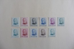 Monaco : 11  Timbres Neufsn Efigies Du Prince - Lots & Serien