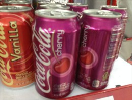 US USA Coca Cola Cherry 330 Ml Can  / Opened By 2 Holes - Cans