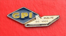 Pin´s - GPI - Ordinateur Portable - Qualité ISO 9002 - Informatique