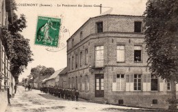 OISEMONT  (Somme)  -  Le Pensionnat Des Jeunes Gens - Oisemont