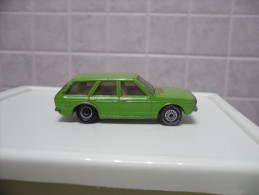 SIKU VW PASSAT VARIANT 1029 1614 MADE IN GERMANY SCALA 1/43 - Siku