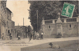 SAINT SYMPHORIE SUR COISE LA FONTAINE GOUVARD ET RUE DE MEYS CPA ANIMEE - Saint-Symphorien-sur-Coise