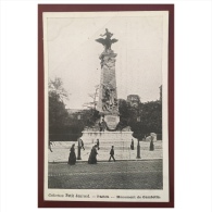 Paris  Monument De Gambetta  Collection Petit Journal - Statues