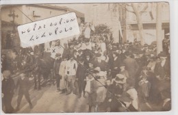 LES RIVES - La Cavalcade - Carte-photo ( Rare ) - Sonstige & Ohne Zuordnung