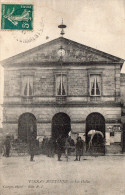 17...CHARENTE MARITIME....TONNAY BOUTONNE..LES HALLES - Surgères