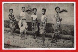 ASIE - CAMBODGE --  Phnom Penh - Petite Coryphées Du Corps De Ballet - Cambodia