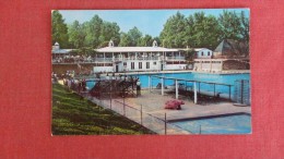 - North Carolina> High Point  Municipal Swimming Pool ==ref  59 - High Point