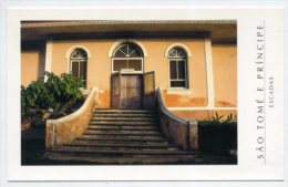 ROÇA BELA VISTA - Posto De Saúde, Antigo Hospital   (2 Scans) - Sao Tome And Principe