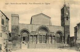 30  SAINT GILLES   DU GARD  VUE D4ENSEMBLE DE L'EGLISE    1946 - Saint-Gilles