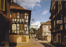 Carte Postale, Rue Du Canal, Bouxwiller - Bouxwiller