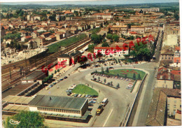 71 - MACON - VUE PANORAMIQUE   AU 1ER PLAN  LA GARE - Macon