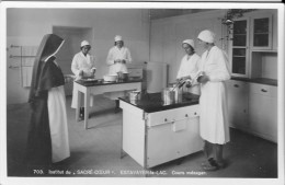 Institut Du "SACRE COEUR" - ESTAVAYER-le-LAC : Cours Ménager - Estavayer