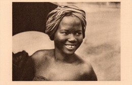 OUBANGUI  -  Sourire D' Ingénue - Centrafricaine (République)