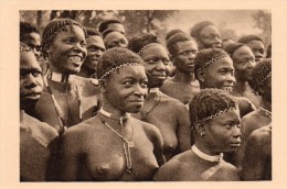 OUBANGUI  CHARI -   Types De Femmes  (seins Nus) - Centraal-Afrikaanse Republiek