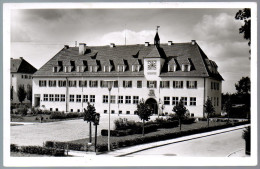 1557 - Ohne Porto - Alte Foto Ansichtskarte Maxhütte Postamt Rathaus Gel 1955 TOP - Schwandorf