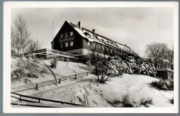 1563 - Ohne Porto - Alte Foto Ansichtskarte Sporthotel Waldgut Aschberg Klingenthal Gel 1954 - Klingenthal