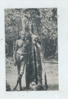 Malekula (île Du Vanuatu) :Tribal Chieftain And The Totem Of His Tribe En 1950 (lively) PF. - Other & Unclassified