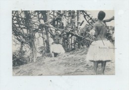 îles Du Vanuatu : The End Of He Last Dance Before The Famous Pentcost Jump  En 1950 (lively) PF. - Andere & Zonder Classificatie