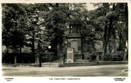 YORKS -  LEEDS - HORSFORTH - THE CENOTAPH RP Y413 - Leeds