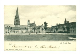 België     Loo Lo . La Grand Place  - Marktplein          (Met Tax Stempel Op Keerzijde, Zie Scan ) - Lo-Reninge