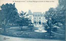 24    MONTARGIS (45) - La Caisse D´Epargne Et Jardin De L'Hôtel De Ville - Banques