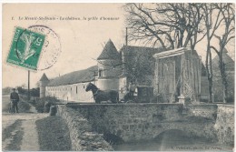 LE MESNIL SAINT DENIS - Le Chateau - Le Mesnil Saint Denis