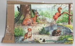 FRANCIA - France - 2001 - Bloc-feuillet - Animaux Des Bois - Oblitéré - Fragment Appliqué Sur Carton Endommagé - Used