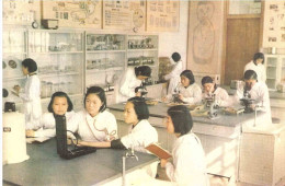 LA SALLE D'ETUDE MEDICALE DU PALAIS DES ELEVES ET DES ENFANTS DE PYONGYANG - Korea, North