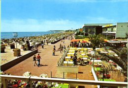 Grömitz - Promenade Mit Strand Und Meerwasser Wellenbad - Groemitz