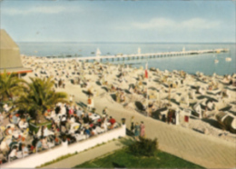 Grömitz - Strandhallen Terrasse Mit Strand Und Seebrücke - Grömitz