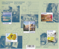 Belg. 2016 - COB N° B233 - Enseignement Qualifiant (timbres N° 4574 à 4578) - Unused Stamps