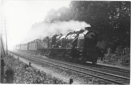 LOCOMOTIVE A VAPEUR Photographie Format Cpa Machine De La SNCF Gros Plan Train - Equipo