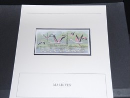 MALDIVES - Bloc Luxe Avec Texte Explicatif - Belle Qualité - À Voir -  N° 11680 - Maldives (1965-...)
