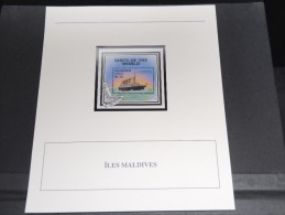 ILES MALDIVES - Bloc Luxe Avec Texte Explicatif - Belle Qualité - À Voir -  N° 11796 - Maldives (1965-...)