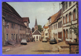 Carte Postale 67. La Petite Pierre 404 Peugeot  2 CV Citroën  Trés Beau Plan - La Petite Pierre