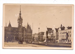 WESTPREUSSEN - ELBING / ELBLAG, Friedrich-Wilhelm-Platz Und Rathaus, Kl. Eckknick - Westpreussen